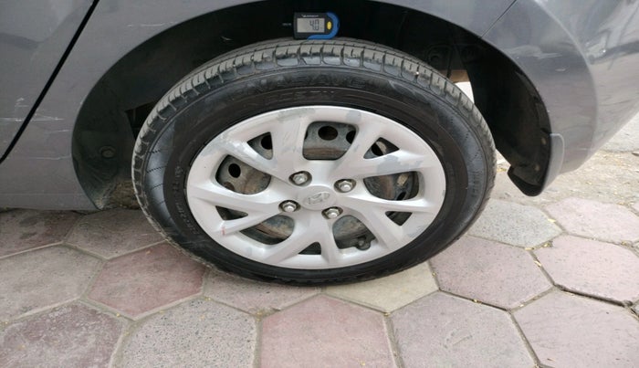 2018 Hyundai Grand i10 MAGNA 1.2 KAPPA VTVT, Petrol, Manual, 27,044 km, tyre