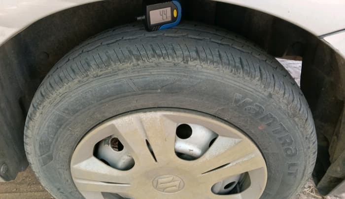 2011 Maruti Swift Dzire LDI, Diesel, Manual, 76,517 km, tyre