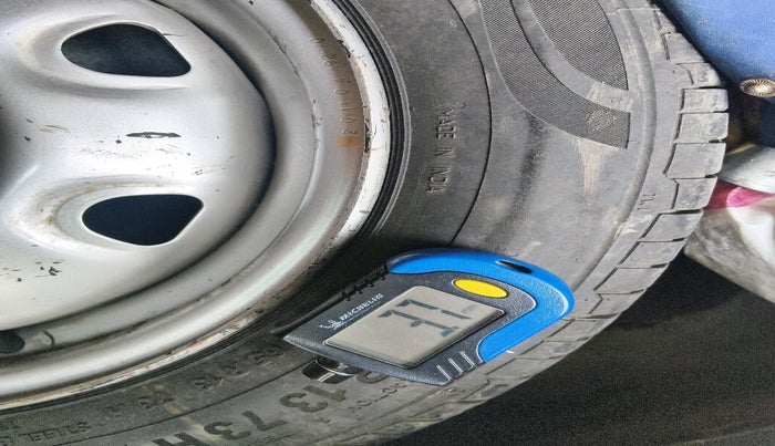 2011 Maruti Alto K10 LXI, Petrol, Manual, 58,847 km, tyre