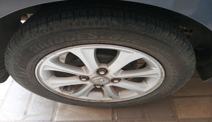 2015 Hyundai Grand i10 ASTA AT 1.2 KAPPA VTVT, Petrol, Automatic, 63,853 km, tyre