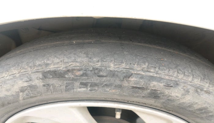 2014 Honda City 1.5L I-DTEC VX, Diesel, Manual, 86,937 km, tyre