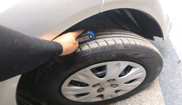 2013 Honda Amaze 1.2L I-VTEC S, Petrol, Manual, 64,028 km, tyre