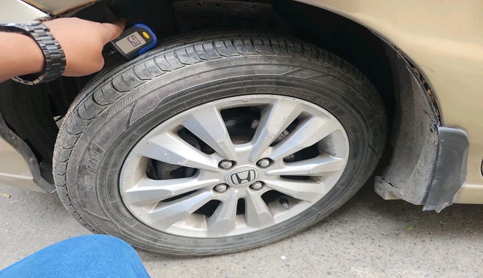 2012 Honda City 1.5L I-VTEC V MT SUNROOF, Petrol, Manual, 73,858 km, tyre