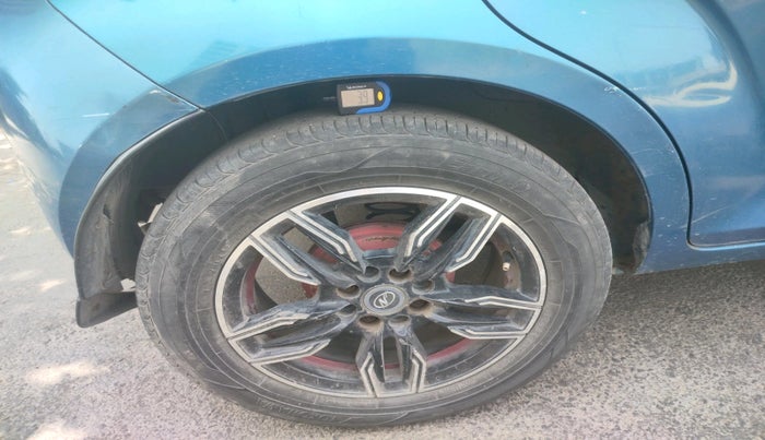 2017 Maruti IGNIS DELTA 1.2 AMT, Petrol, Automatic, 81,033 km, tyre