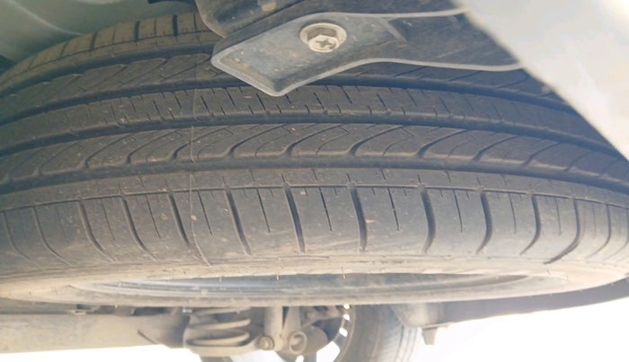 2024 MG HECTOR PLUS Sharp Pro Blackstorm 1.5 Turbo Petrol CVT 7 STR, Petrol, Automatic, 14,212 km, tyre