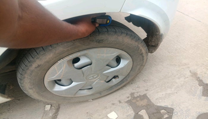 2023 Tata Tiago XM CNG, CNG, Manual, 77,193 km, tyre