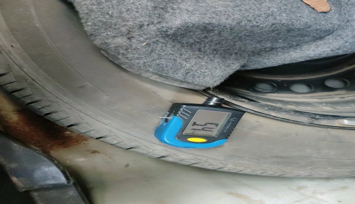 2020 Hyundai VENUE S 1.2, Petrol, Manual, 1,07,006 km, tyre