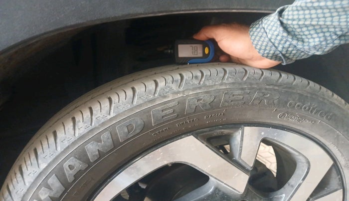 2023 Nissan MAGNITE XV MT, Petrol, Manual, 31,548 km, tyre