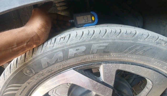 2023 Nissan MAGNITE XV MT, Petrol, Manual, 31,548 km, tyre