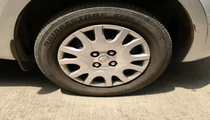 2010 Hyundai i20 MAGNA 1.2, Petrol, Manual, 87,476 km, tyre