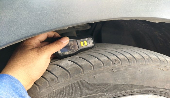 2018 Tata NEXON XZ PLUS DIESEL, Diesel, Manual, 1,41,598 km, tyre