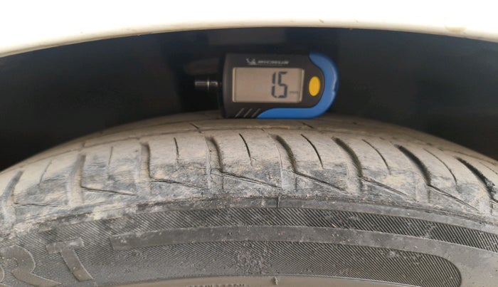 2020 Datsun Redi Go T, CNG, Manual, 75,725 km, tyre