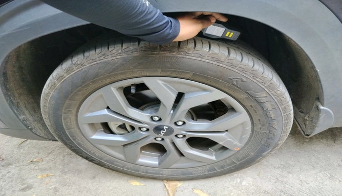 2023 KIA SELTOS  HTX 1.5 PETROL MT, Petrol, Manual, 9,455 km, tyre