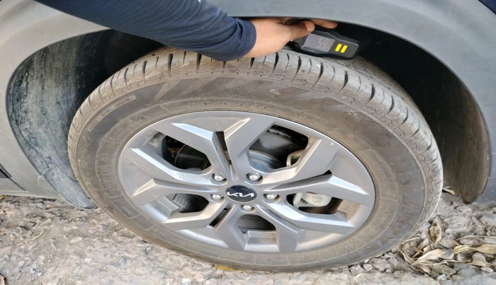 2023 KIA SELTOS  HTX 1.5 PETROL MT, Petrol, Manual, 9,455 km, tyre