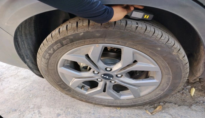 2023 KIA SELTOS  HTX 1.5 PETROL MT, Petrol, Manual, 9,455 km, tyre