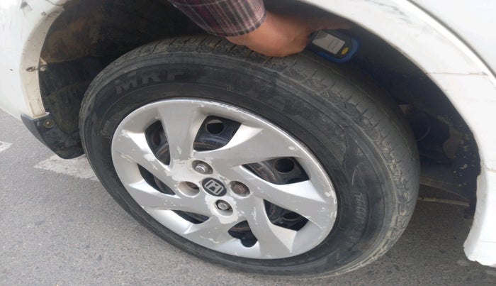 2015 Honda Amaze 1.5L I-DTEC S, Diesel, Manual, 82,938 km, tyre