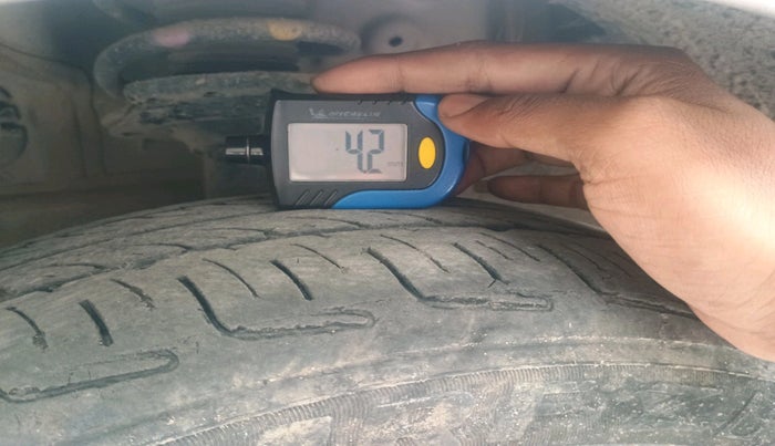 2017 Hyundai Grand i10 SPORTZ (O) 1.2 KAPPA VTVT, Petrol, Manual, 35,223 km, tyre