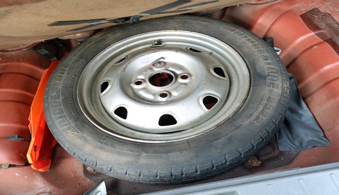 2012 Maruti Alto K10 LXI, Petrol, Manual, 44,608 km, tyre