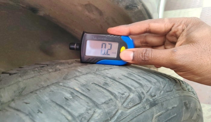 2020 Maruti Dzire VXI, Petrol, Manual, 54,675 km, tyre