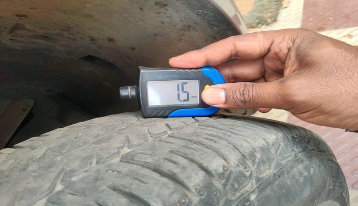 2020 Maruti Dzire VXI, Petrol, Manual, 54,675 km, tyre