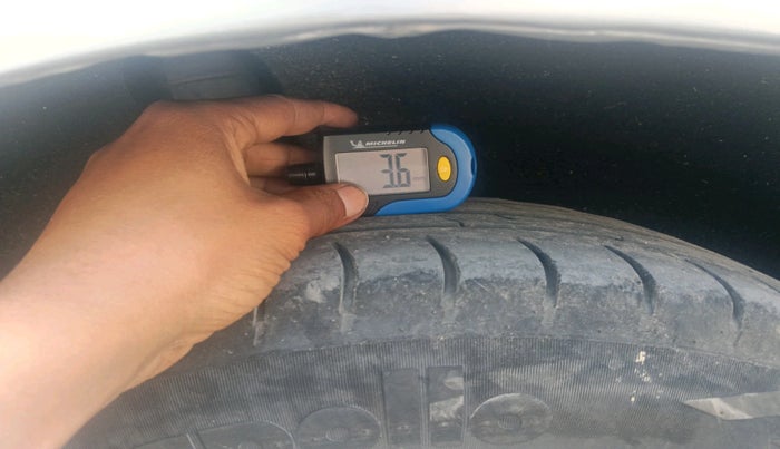 2020 Maruti Baleno SIGMA PETROL 1.2, Petrol, Manual, 93,979 km, tyre