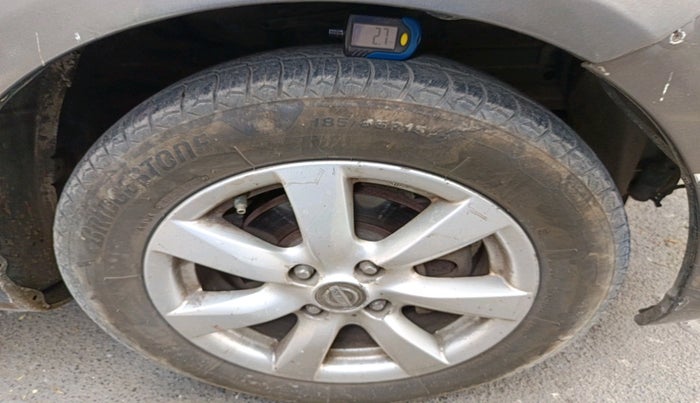 2012 Nissan Sunny XV PETROL, CNG, Manual, 1,27,419 km, tyre