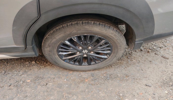 2021 Maruti XL6 ZETA MT, Petrol, Manual, 30,321 km, tyre