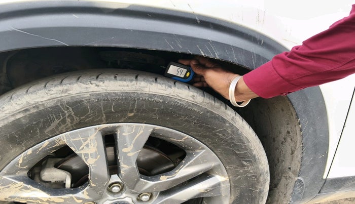 2021 KIA SELTOS HTX 1.5 DIESEL, Diesel, Manual, 1,43,007 km, tyre