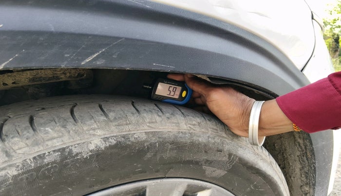 2021 KIA SELTOS HTX 1.5 DIESEL, Diesel, Manual, 1,43,007 km, tyre