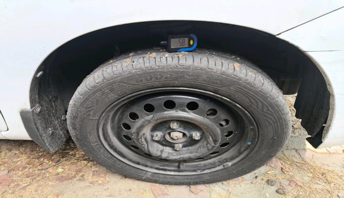2016 Maruti Wagon R 1.0 VXI AMT, Petrol, Automatic, 44,300 km, tyre