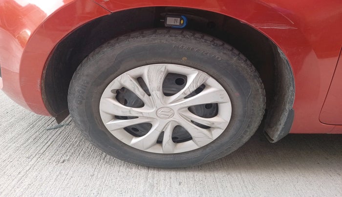 2018 Maruti Swift VXI, Petrol, Manual, 45,262 km, tyre