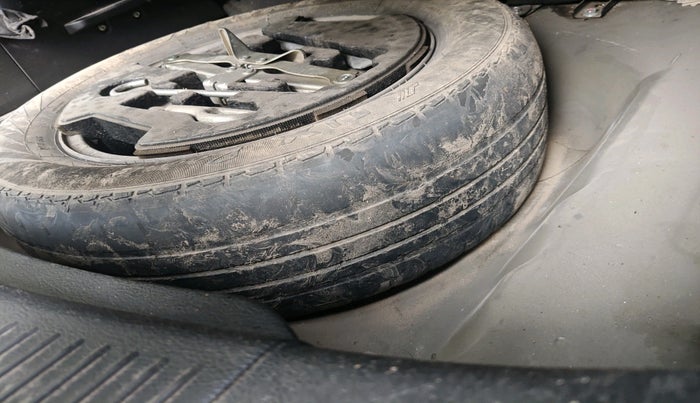 2017 Maruti S Cross ZETA 1.3, Diesel, Manual, 1,02,804 km, tyre