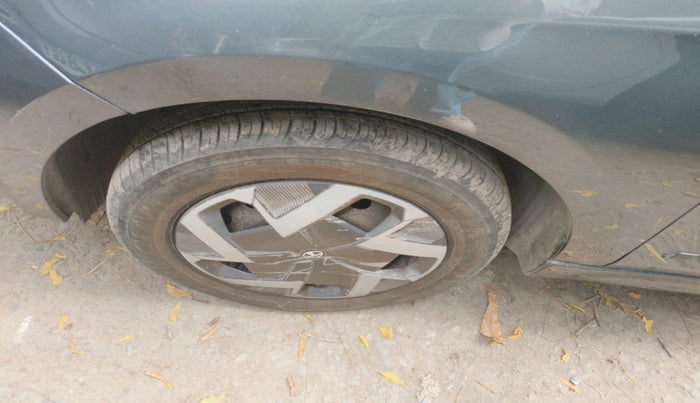 2025 Tata TIAGO EV XT LONG RANGE, Electric, Automatic, 5,573 km, tyre