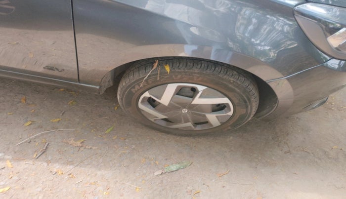 2025 Tata TIAGO EV XT LONG RANGE, Electric, Automatic, 5,573 km, tyre