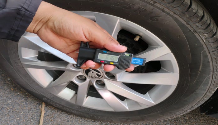 2023 Skoda SLAVIA AMBITION 1.0L TSI AT, Petrol, Automatic, 13,272 km, tyre