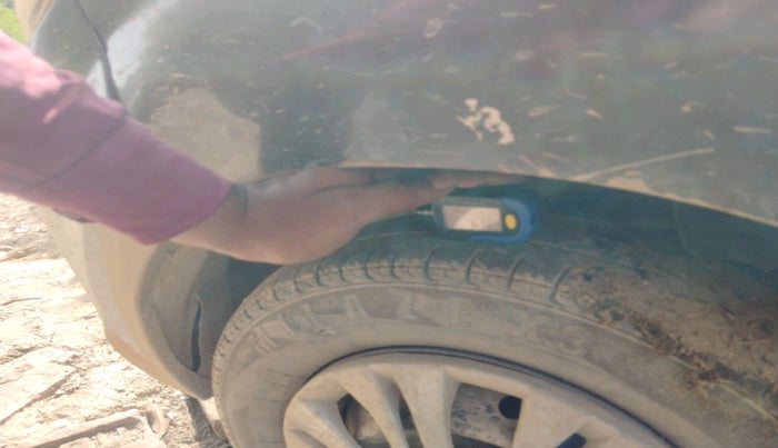 2017 Maruti Alto 800 LXI, Petrol, Manual, 94,085 km, tyre