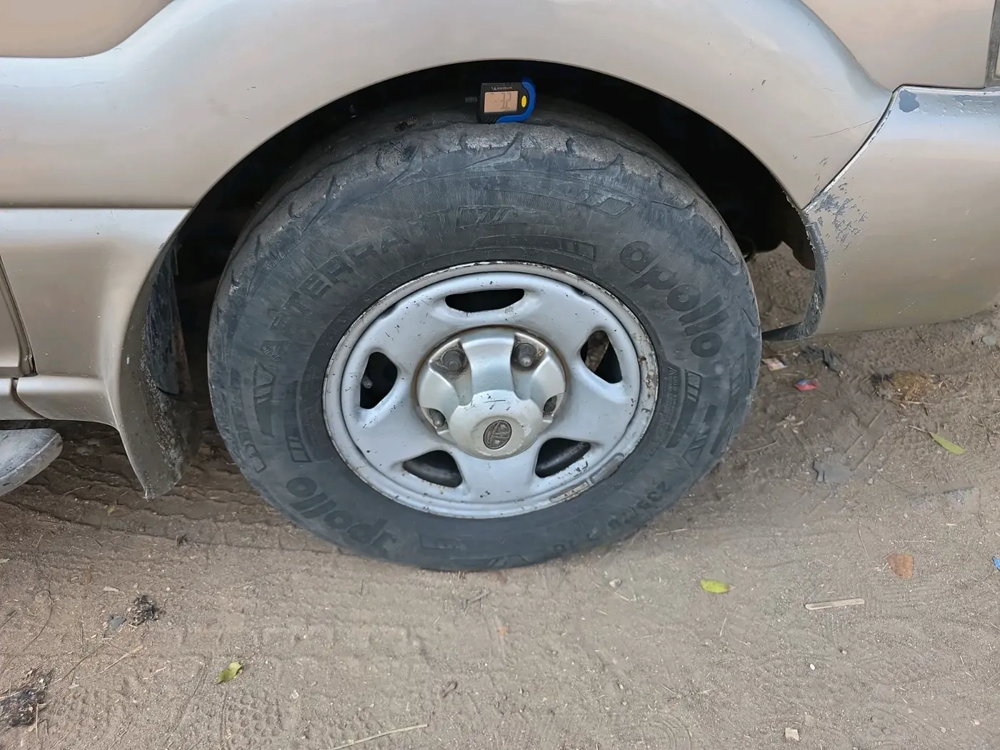 2008 Tata Safari 4X2 EX DICOR, Diesel, Manual, 1,22,374 km, tyre
