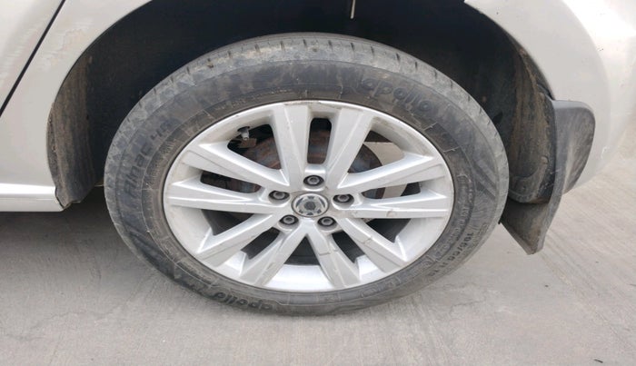 2013 Volkswagen Polo HIGHLINE DIESEL, Diesel, Manual, 90,802 km, tyre