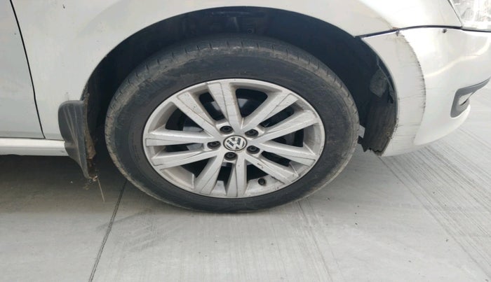 2013 Volkswagen Polo HIGHLINE DIESEL, Diesel, Manual, 90,802 km, tyre