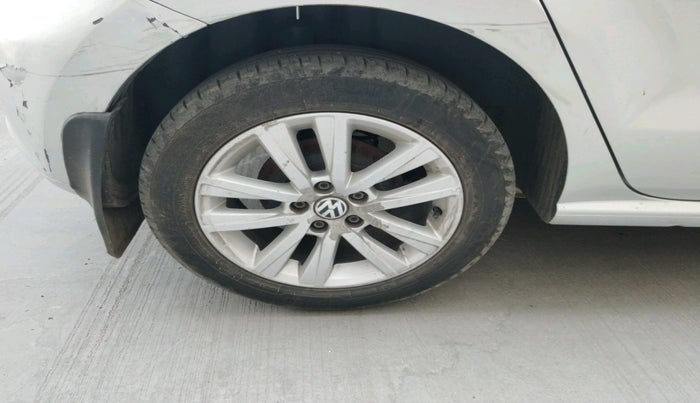 2013 Volkswagen Polo HIGHLINE DIESEL, Diesel, Manual, 90,802 km, tyre