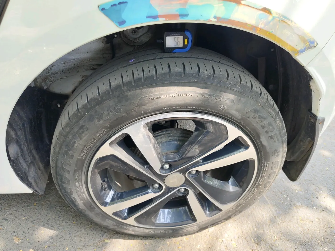 2024 Tata ALTROZ XZ + SUNROOF, Petrol, Manual, 17,000 km, tyre