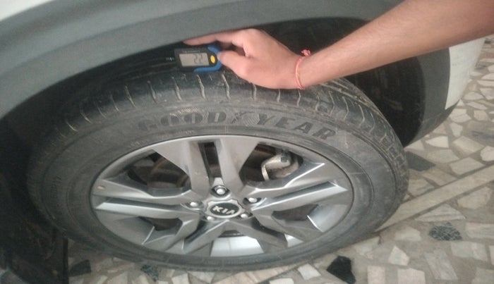 2020 KIA SELTOS HTX 1.5 PETROL, Petrol, Manual, 43,548 km, tyre