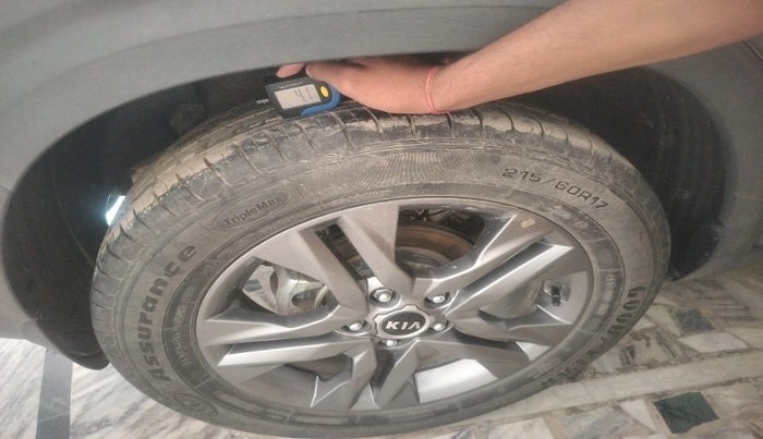 2020 KIA SELTOS HTX 1.5 PETROL, Petrol, Manual, 43,548 km, tyre