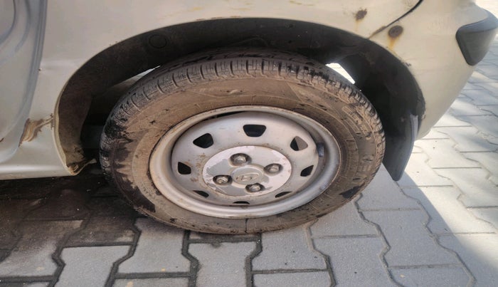 2006 Hyundai Santro Xing XL, Petrol, Manual, 82,189 km, tyre