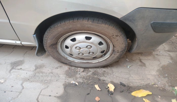 2006 Hyundai Santro Xing XL, Petrol, Manual, 82,189 km, tyre