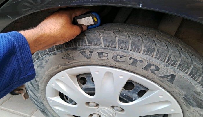 2017 Honda Amaze 1.2L I-VTEC S, Petrol, Manual, 18,596 km, tyre