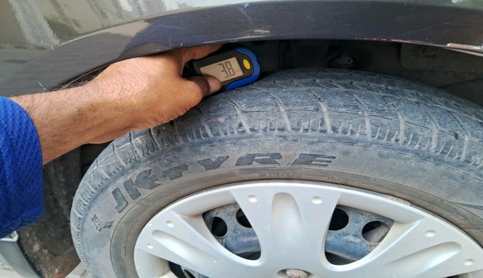 2017 Honda Amaze 1.2L I-VTEC S, Petrol, Manual, 18,596 km, tyre