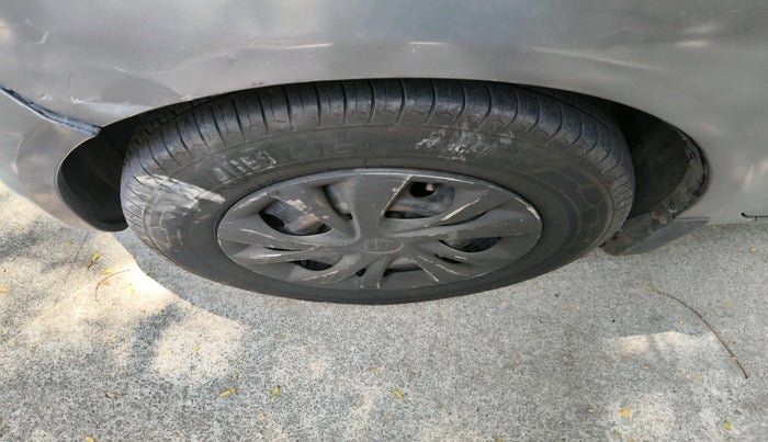 2011 Maruti Ritz VDI, Diesel, Manual, 1,65,413 km, tyre