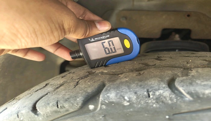 2023 Mahindra BOLERO NEO N 4, Diesel, Manual, 1,08,097 km, tyre