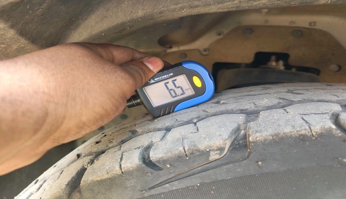 2023 Mahindra BOLERO NEO N 4, Diesel, Manual, 1,08,097 km, tyre